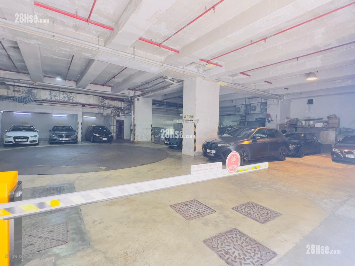 陸佰中心 租盤 4 房 , 1 廁所