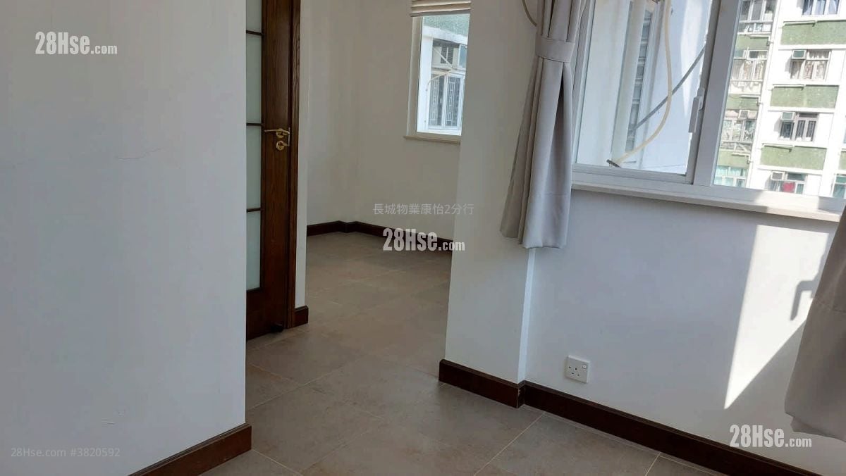 Nan Fung Sun Chuen Rental 2 Bedrooms , 1 Bathroom 391 ft²