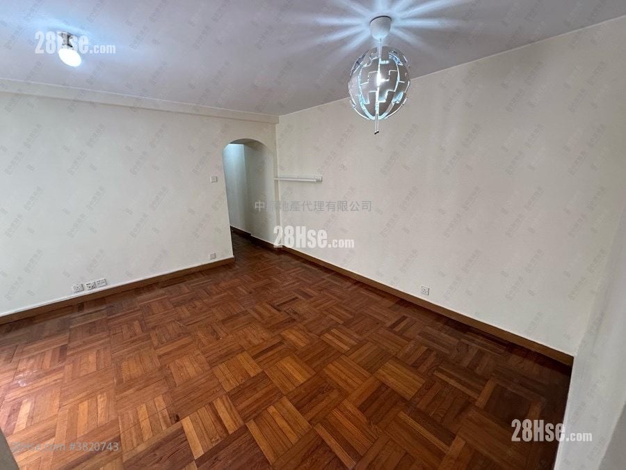 美孚新邨 售盤 2 房 , 1 浴室 555 平方呎