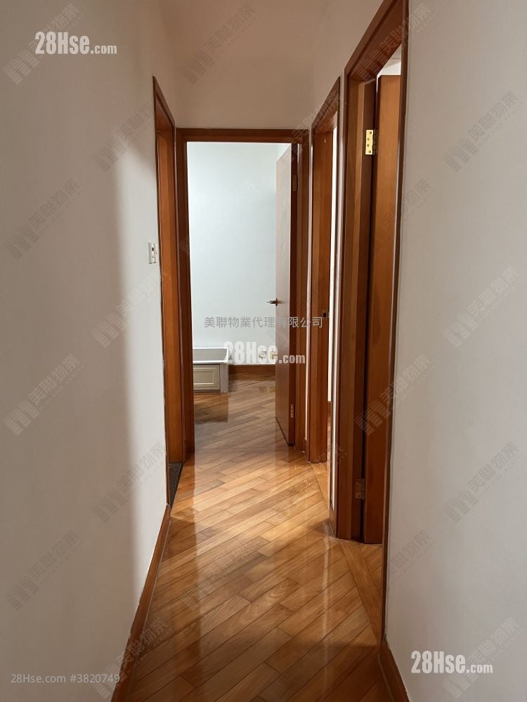 The Grandiose Sell 3 Bedrooms , 1 Bathroom 618 ft²