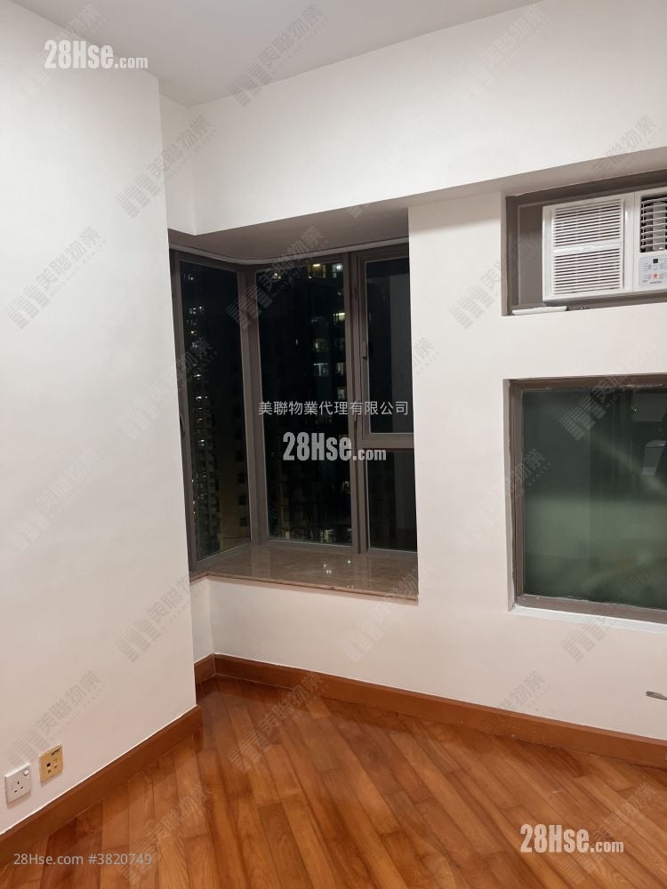 The Grandiose Sell 3 Bedrooms , 1 Bathroom 618 ft²