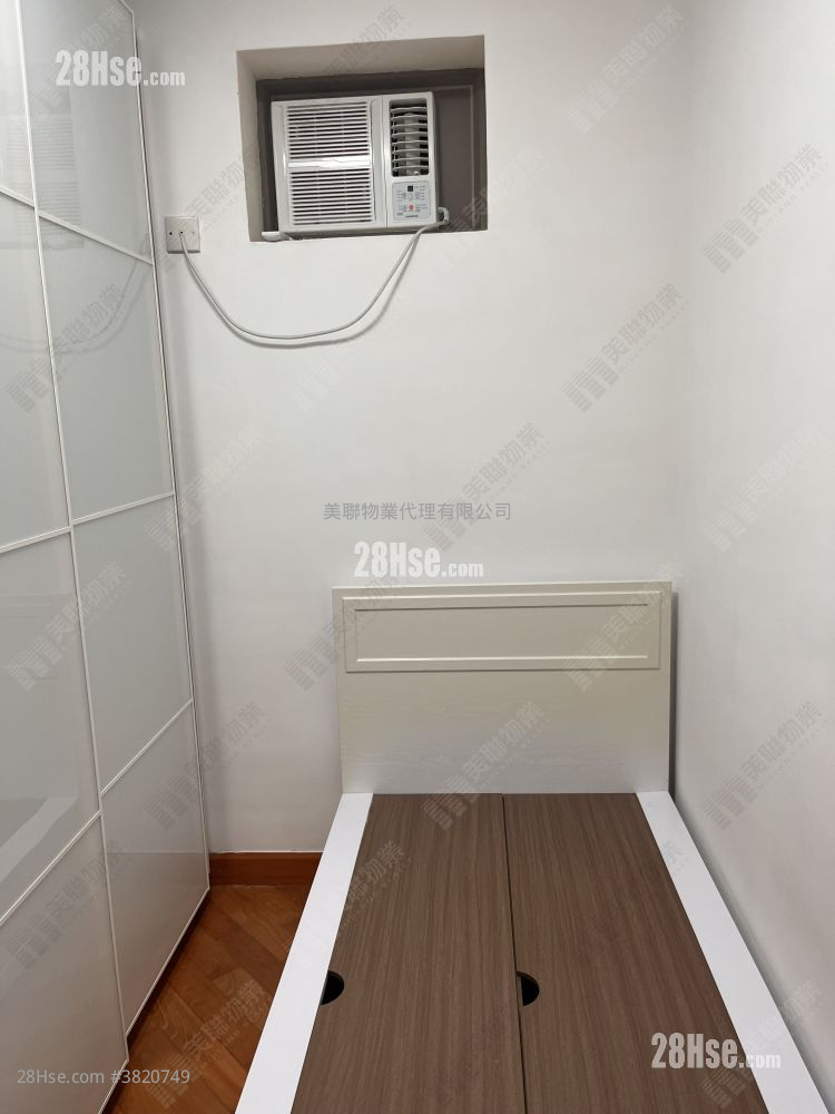 The Grandiose Sell 3 Bedrooms , 1 Bathroom 618 ft²