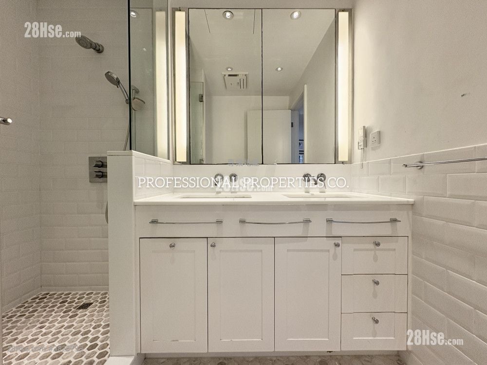 松柏新村 租盤 4 房 , 2 浴室 2,363 平方呎