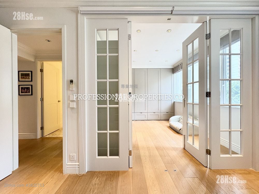 松柏新村 租盤 4 房 , 2 浴室 2,363 平方呎