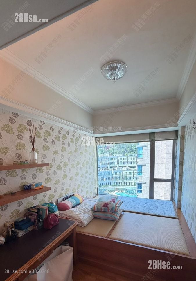 Mount Beacon Sell 4 Bedrooms 1,459 ft²