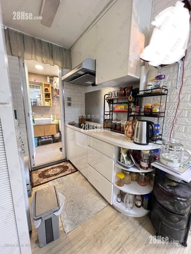 裕东苑 售盘 2 房 , 1 浴室 433 平方尺