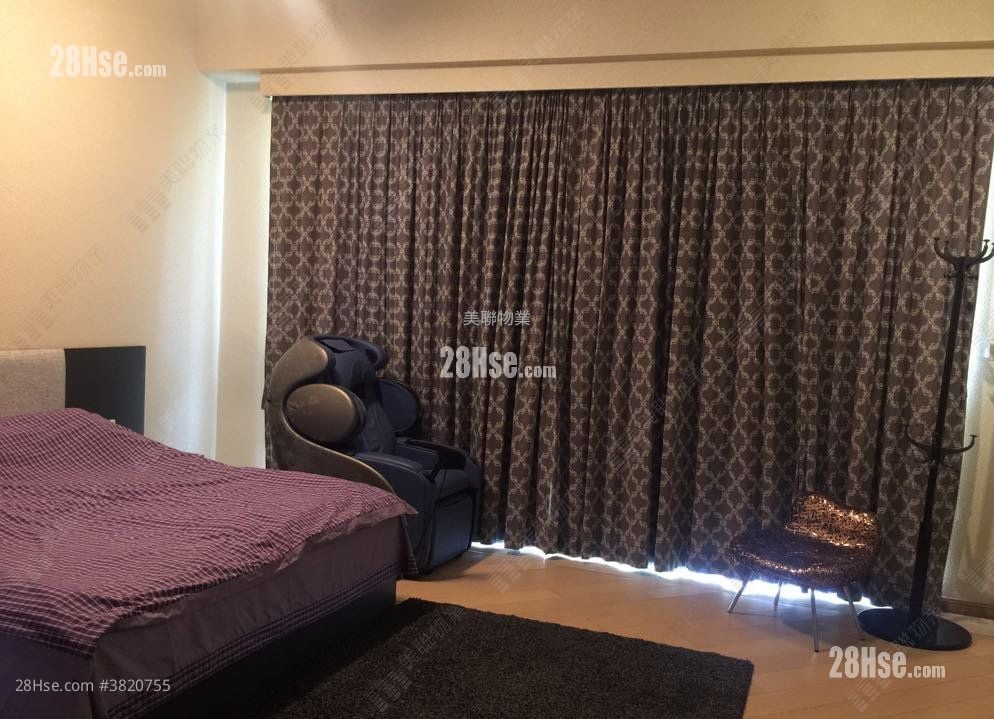 The Woodsville Sell 4 Bedrooms 2,439 ft²