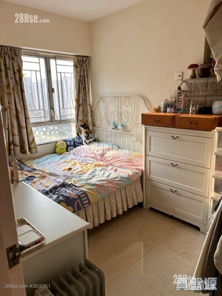 Vienna Garden Sell 2 Bedrooms , 1 Bathroom 478 ft²