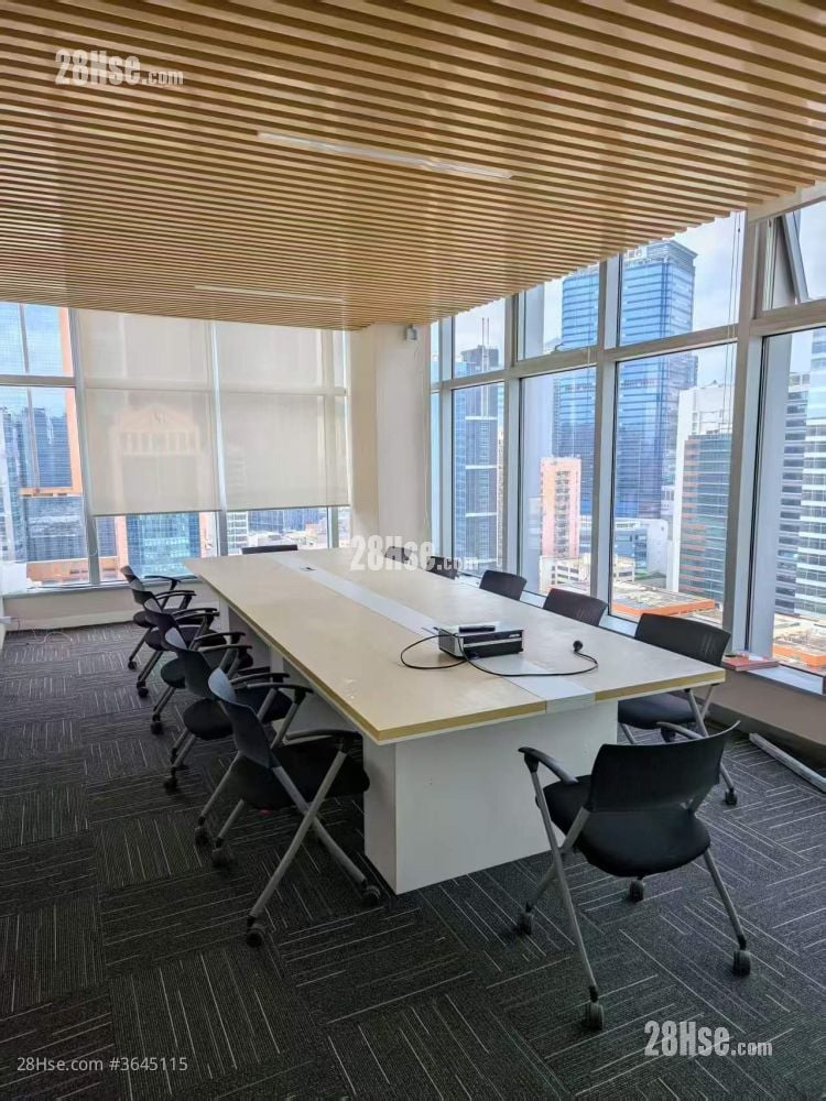 Egl Tower Rental Studio , 3 Toilets