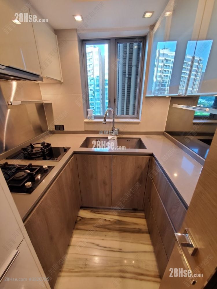 峻峦 售盘 3 房 , 1 浴室 605 平方尺