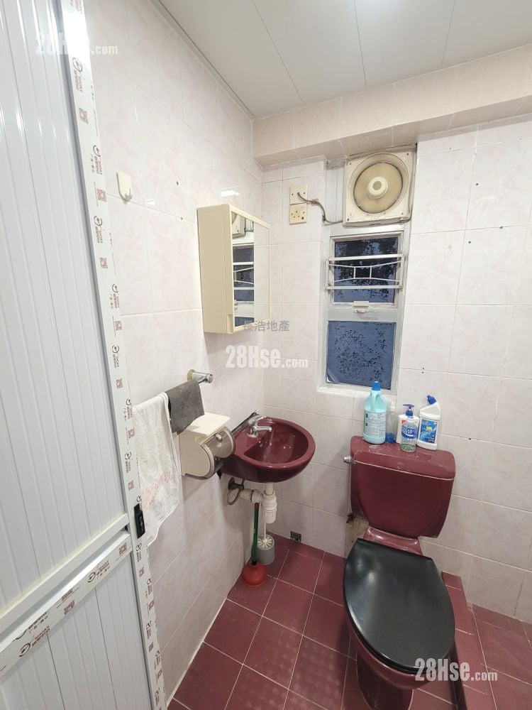 村屋 售盤 2 房 , 1 浴室 600 平方呎