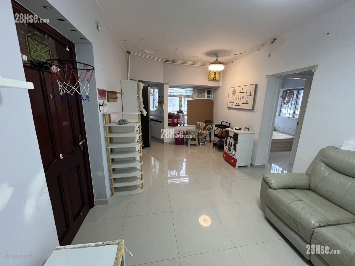 家興大廈 售盤 2 房 , 1 浴室 439 平方呎