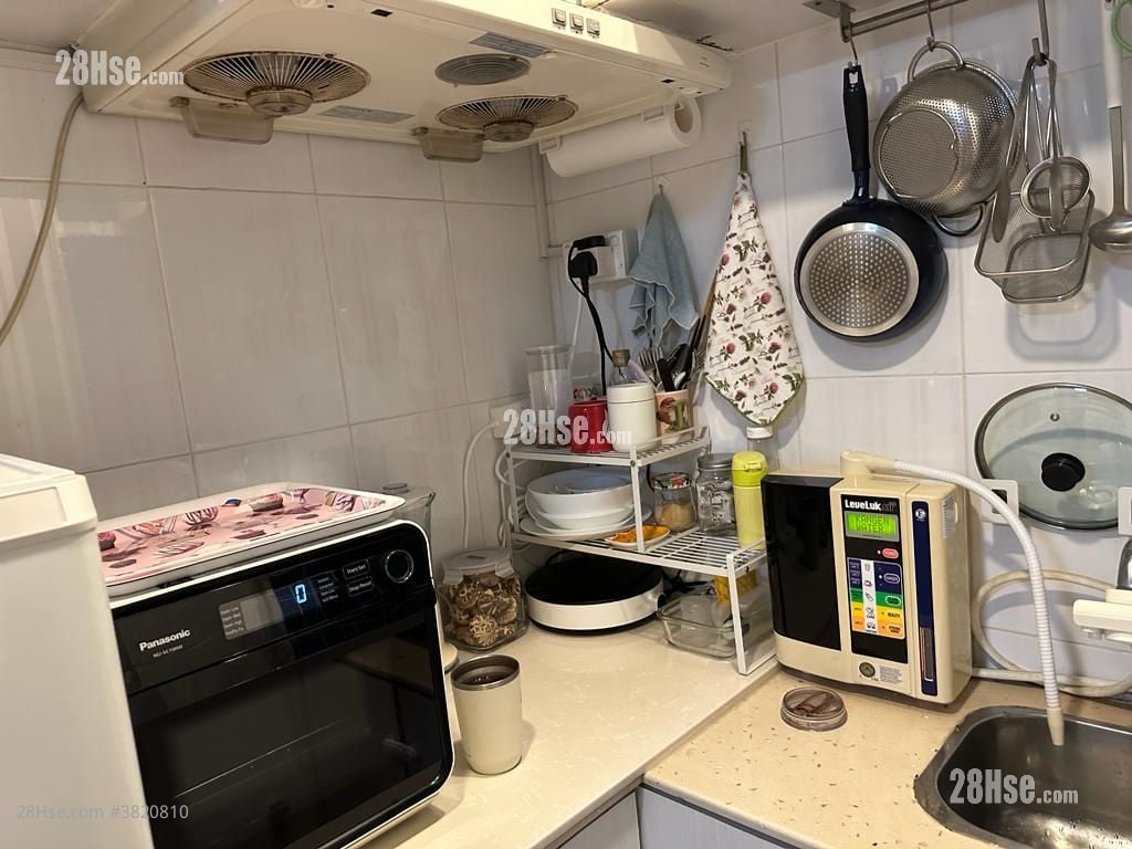 得发大厦 租盘 2 房 , 1 浴室 259 平方尺