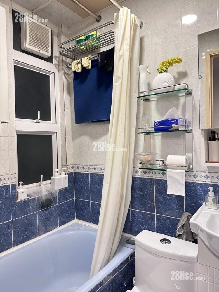 得发大厦 租盘 2 房 , 1 浴室 259 平方尺