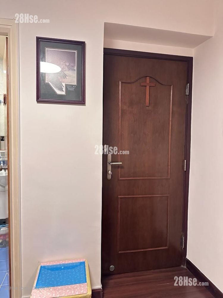 得发大厦 租盘 2 房 , 1 浴室 259 平方尺