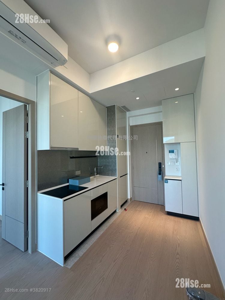 Seasons Place 租盘 1 房 , 1 浴室 323 平方尺