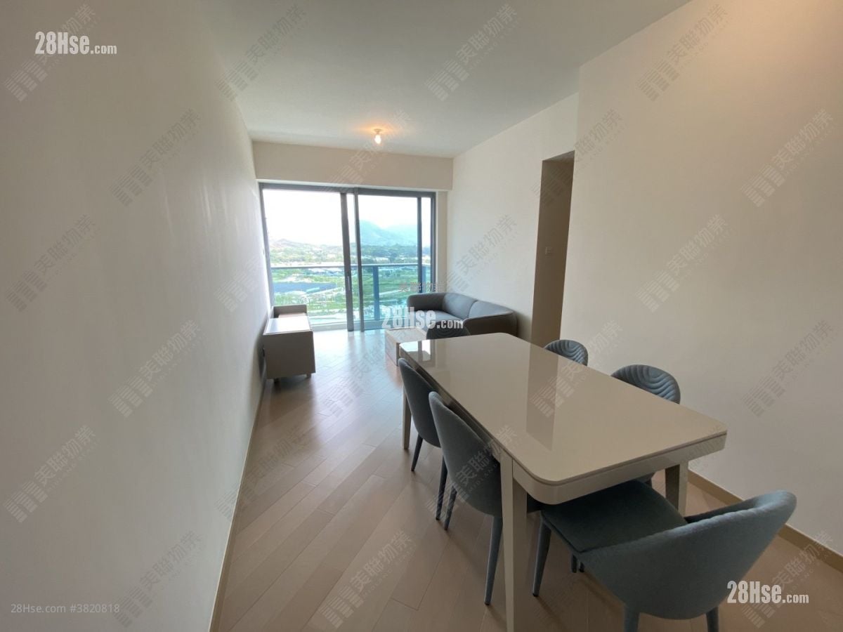 峻巒 售盤 3 房 , 2 浴室 716 平方呎