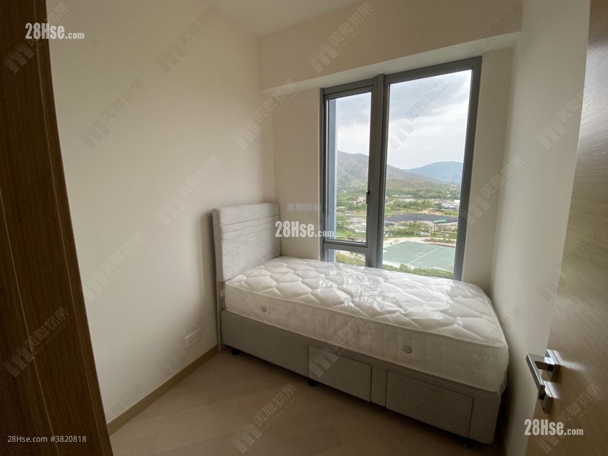 峻巒 售盤 3 房 , 2 浴室 716 平方呎