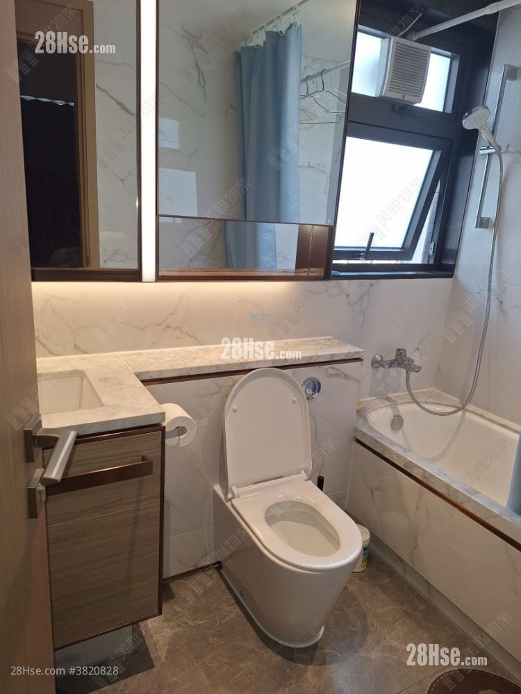 朗城滙 售盘 3 房 , 2 浴室 749 平方尺