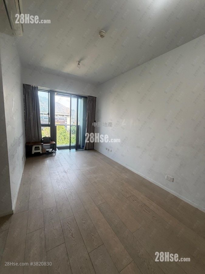 2Gerher Sell 2 Bedrooms 484 ft²