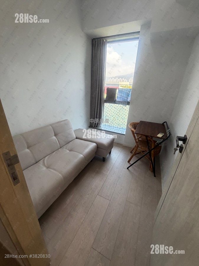 2Gerher Sell 2 Bedrooms 484 ft²