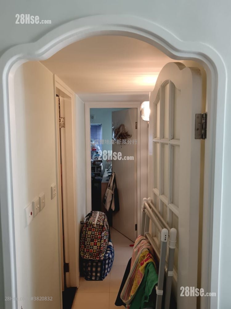 新翠花園 售盤 2 房 , 1 浴室 474 平方呎