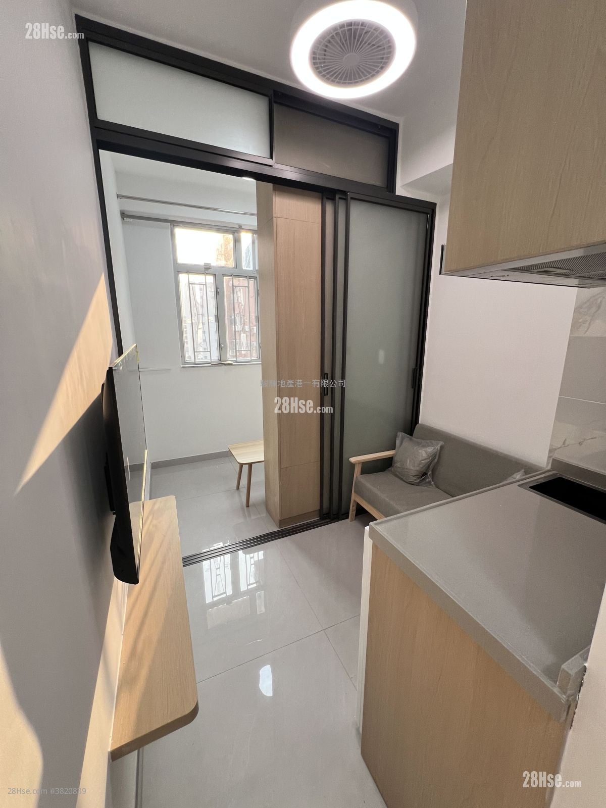 利华大楼 租盘 160 平方尺