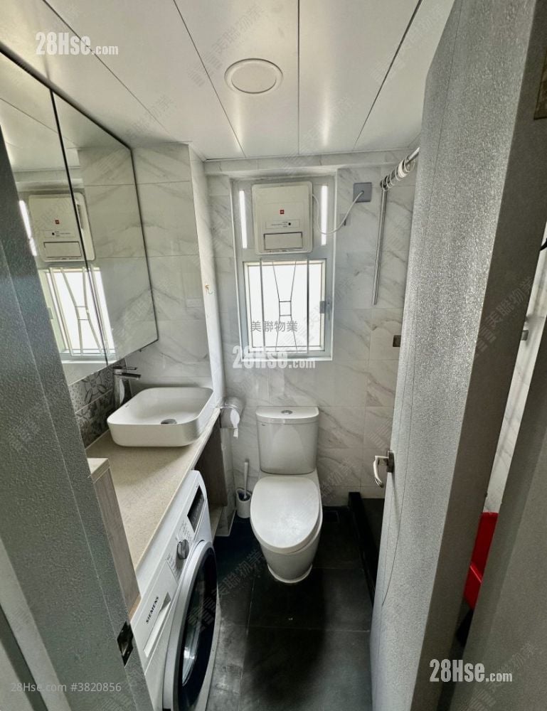 Marina Garden Sell 3 Bedrooms 567 ft²