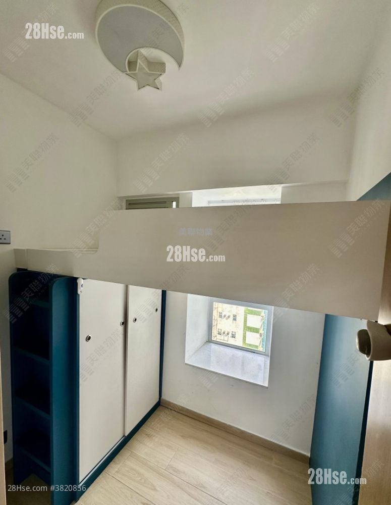 Marina Garden Sell 3 Bedrooms 567 ft²