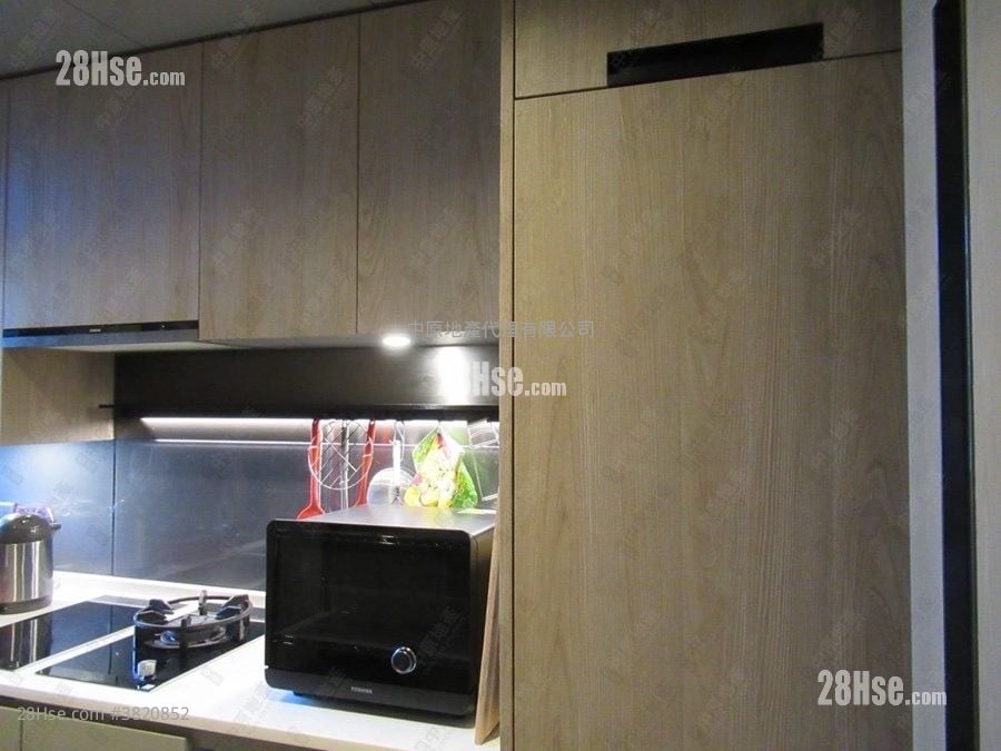 晉海II 售盤 3 房 , 1 浴室 597 平方呎