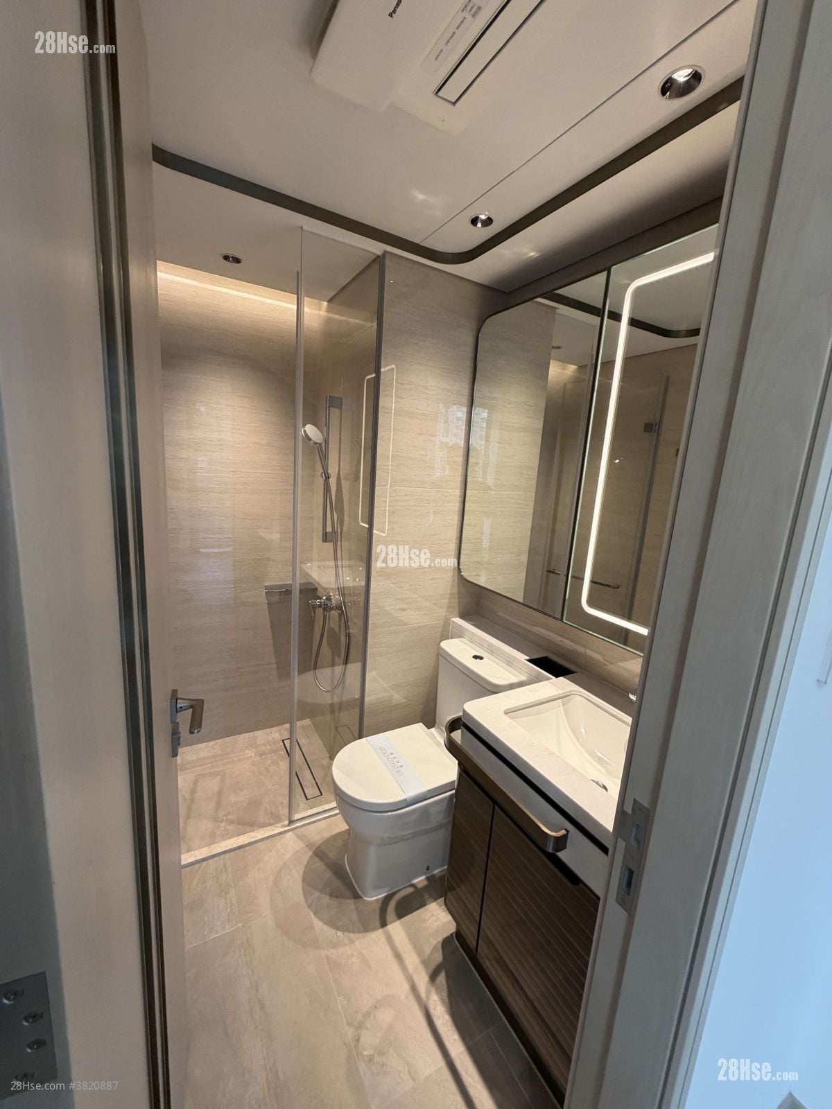 黃金海灣 租盤 開放式間隔 , 1 浴室 206 平方呎