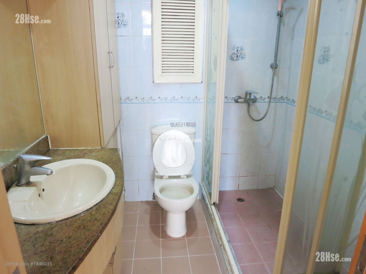 啟田大廈 售盤 3 房 , 1 浴室 526 平方呎