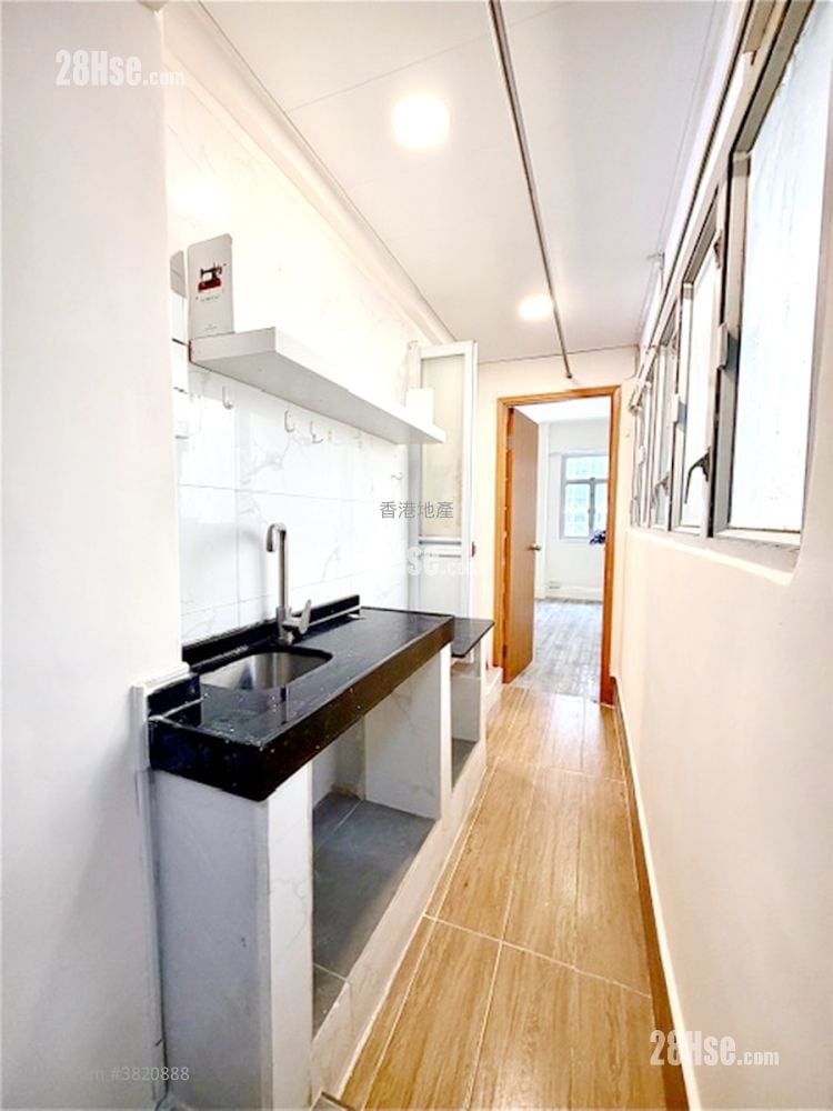 西洋菜南街65号 租盘 1 房 , 1 浴室 350 平方尺