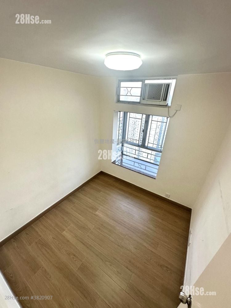 New Jade Garden Rental 3 Bedrooms , 2 Bathrooms 584 ft²