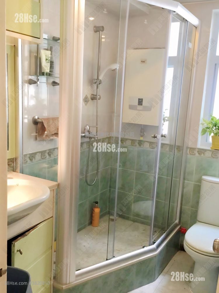 康麗花園 售盤 3 房 , 2 浴室 731 平方呎