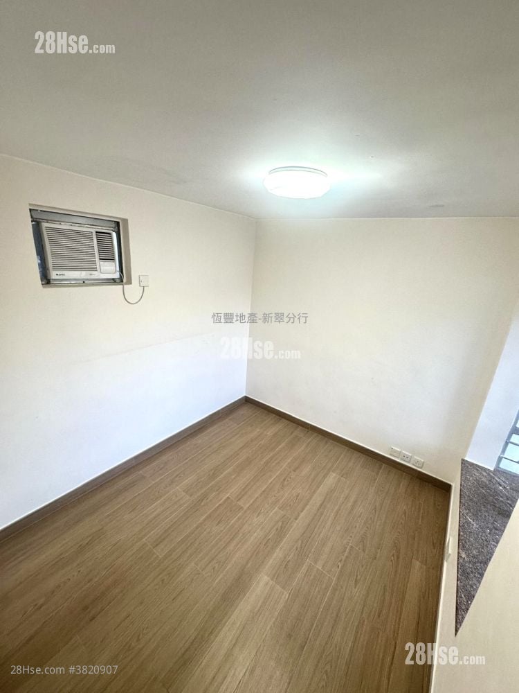 New Jade Garden Rental 3 Bedrooms , 2 Bathrooms 584 ft²