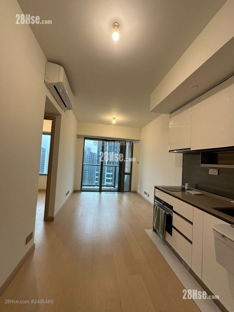 K. Summit Rental 2 Bedrooms , 1 Bathroom 466 ft²