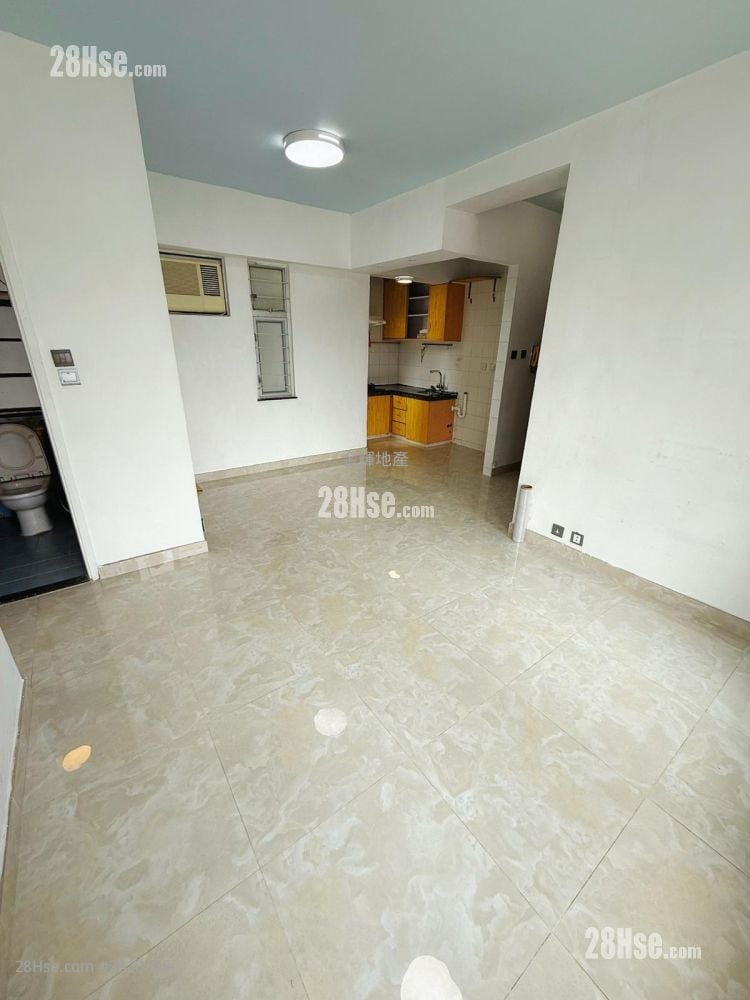 Kam Hing Building Rental 2 Bedrooms , 1 Bathroom 466 ft²