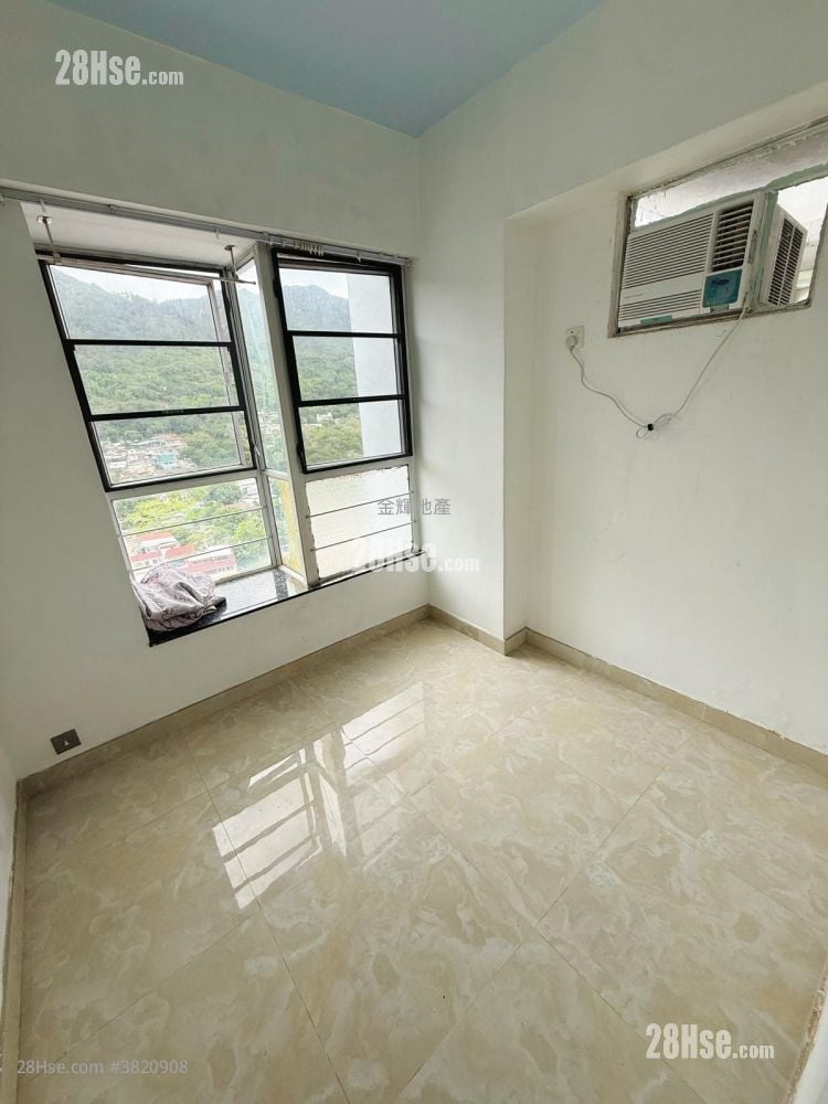 Kam Hing Building Rental 2 Bedrooms , 1 Bathroom 466 ft²