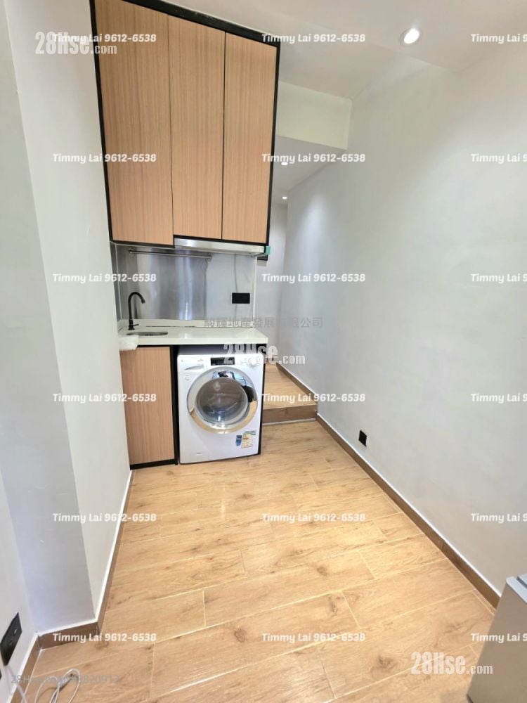 安樂大廈 租盤 1 房 , 1 浴室 180 平方呎