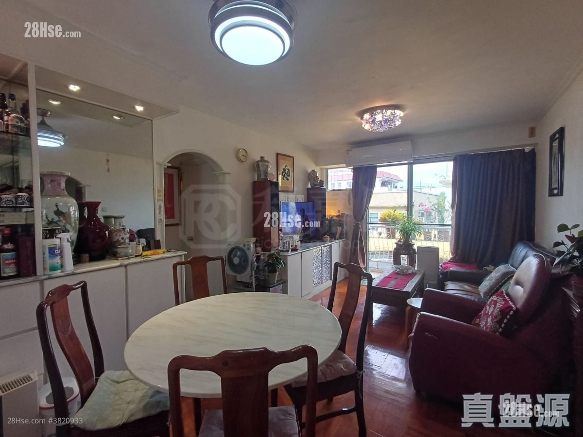 定福花园 售盘 5+ 房 700 平方尺