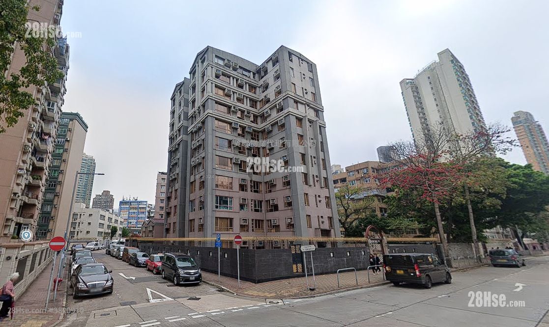 康麗花園 售盤 3 房 , 2 浴室 731 平方呎