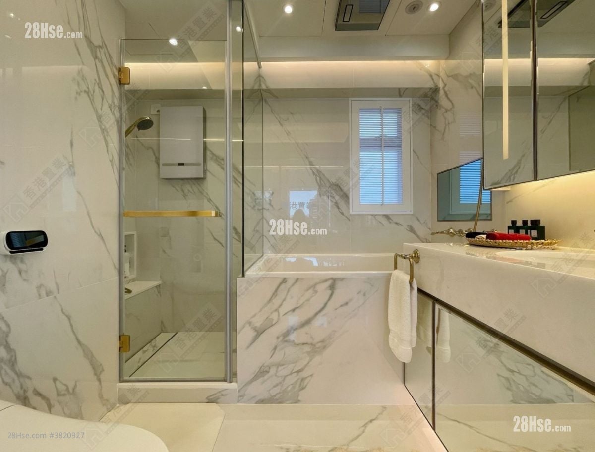 Casa Bella Sell 3 Bedrooms 797 ft²