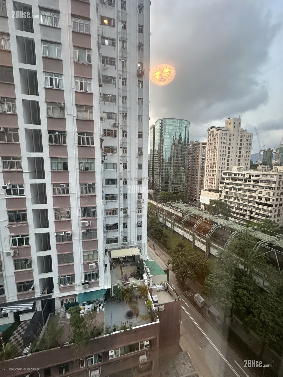 麥花臣匯 租盤 2 房 , 1 浴室 561 平方呎