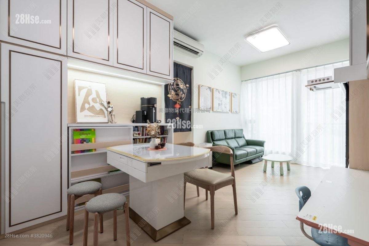 Grand Central Sell 3 Bedrooms 764 ft²