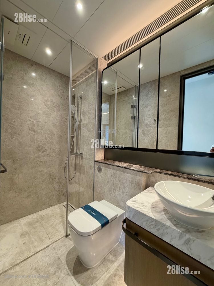 The Henley 租盘 3 房 , 2 浴室 889 平方尺