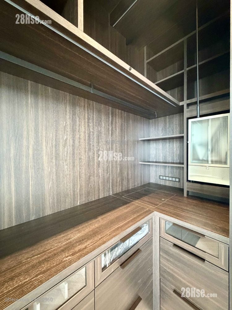 The Henley 租盘 3 房 , 2 浴室 889 平方尺