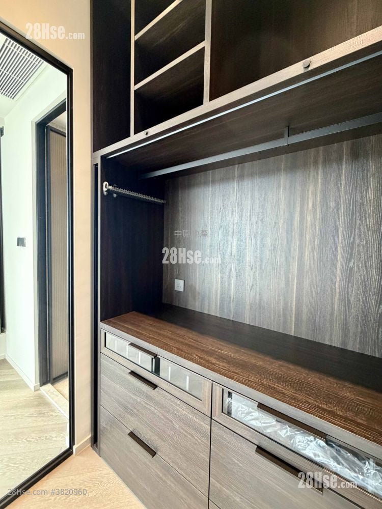 The Henley 租盘 3 房 , 2 浴室 889 平方尺