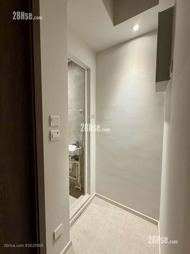 The Henley 租盘 3 房 , 2 浴室 889 平方尺