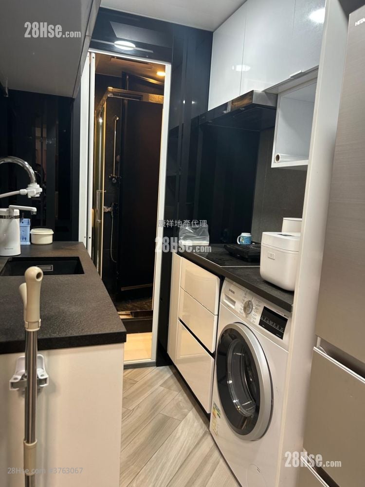 新成大樓 售盤 3 房 , 1 浴室 445 平方呎